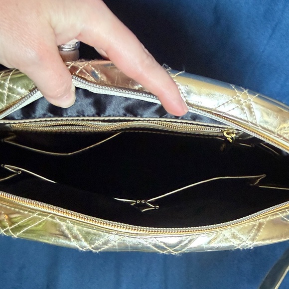 PurseN Quilted Metallic Crossbody - Silver - Picture 7 of 15